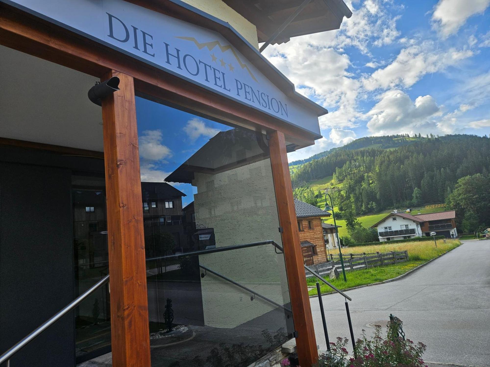 Oberauer Wagrain - Die Eco Familien Hotelpension B&B エクステリア 写真