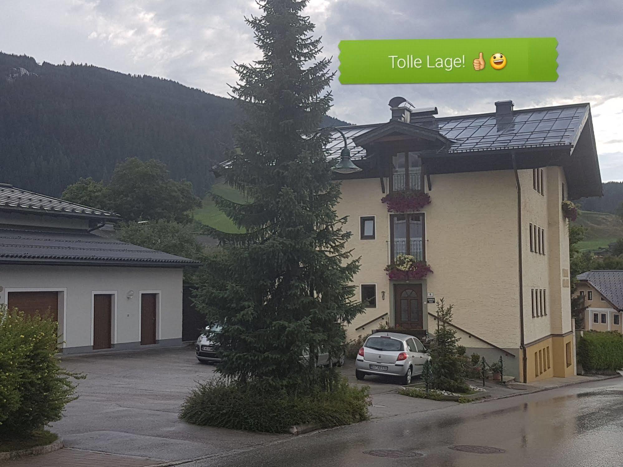 Oberauer Wagrain - Die Eco Familien Hotelpension B&B エクステリア 写真