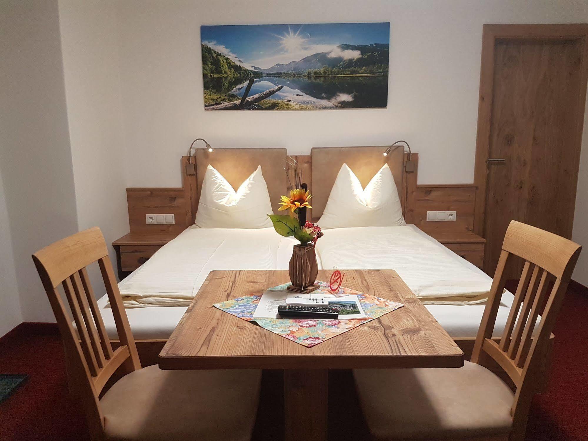 Oberauer Wagrain - Die Eco Familien Hotelpension B&B エクステリア 写真